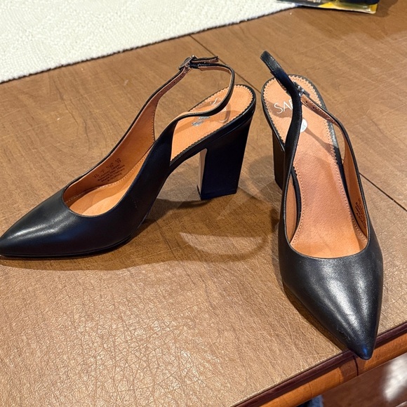 EUC Franco Sarto Sophie Black Slingbacks SZ 9 100% Leather - Picture 4 of 16